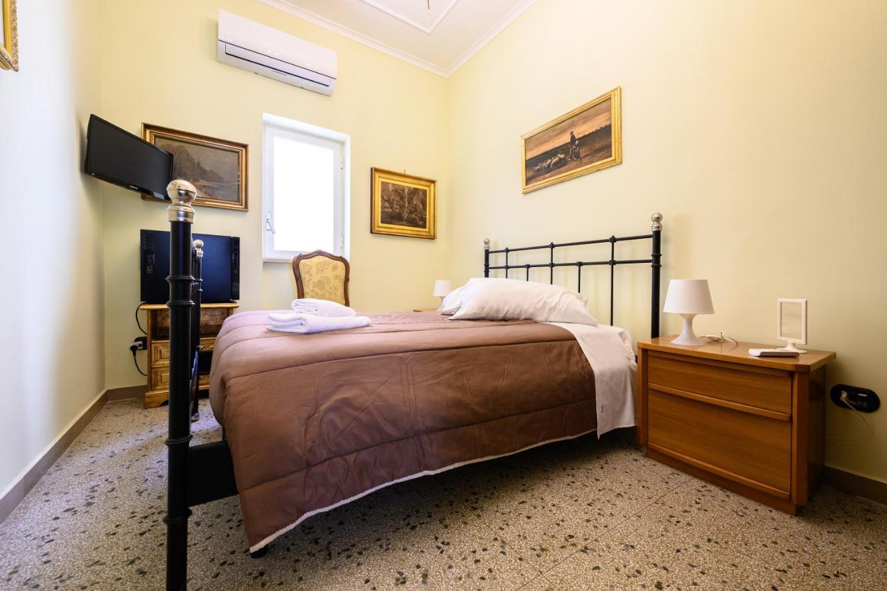 Villa Emilia Поцуоли Екстериор снимка