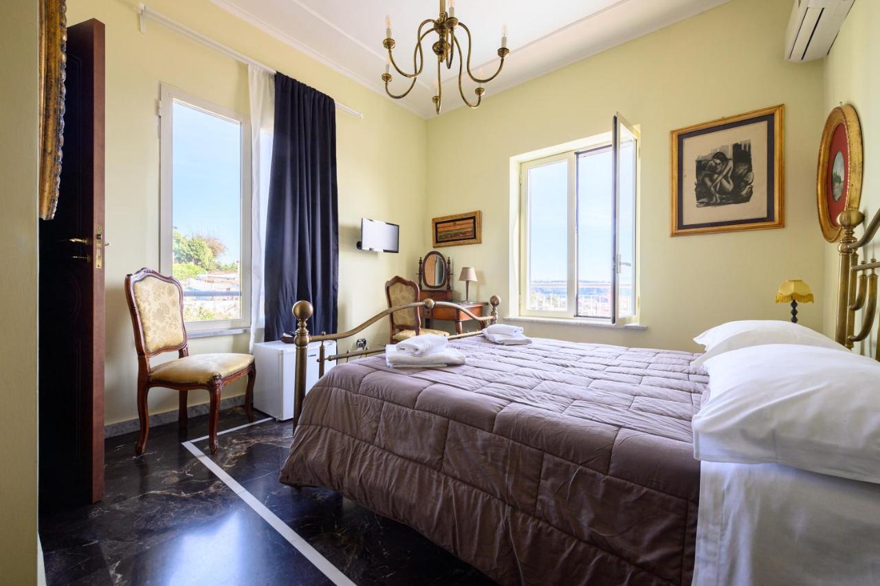 Villa Emilia Поцуоли Екстериор снимка