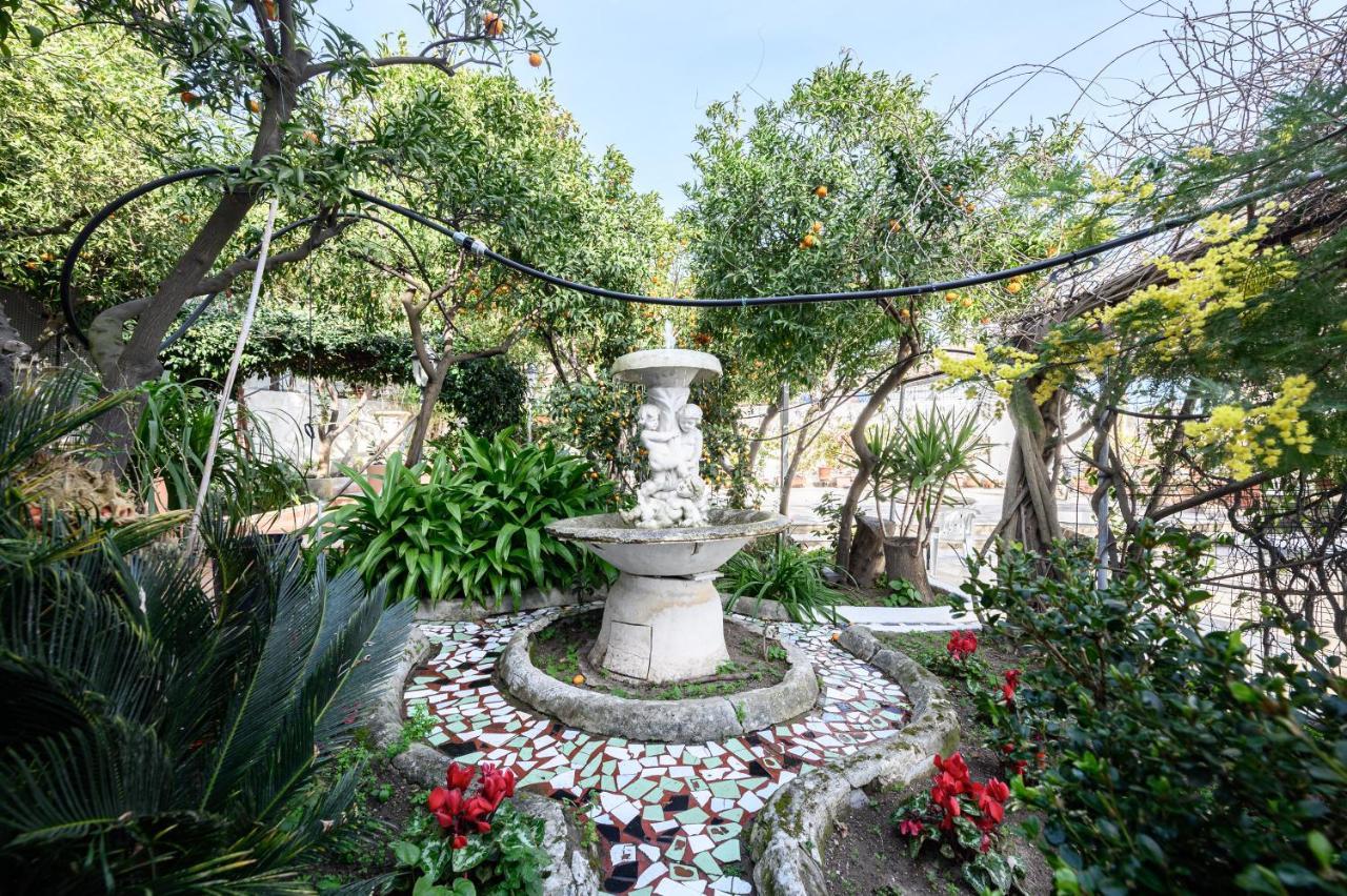 Villa Emilia Поцуоли Екстериор снимка