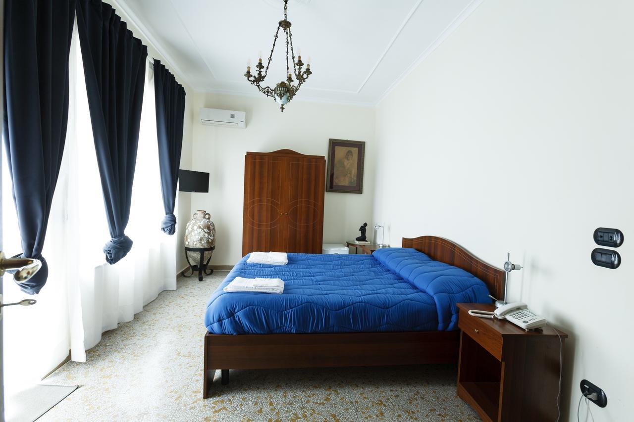 Villa Emilia Поцуоли Екстериор снимка